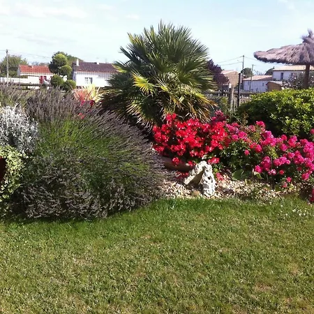 Bed & Breakfast D'hotes Aube De Lune 3*